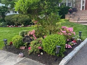 2043 Ripley, Merrick NY 11566