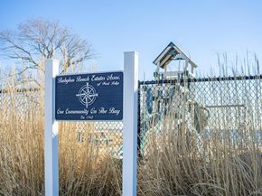301 Center Bay Drive, West Islip NY 11795