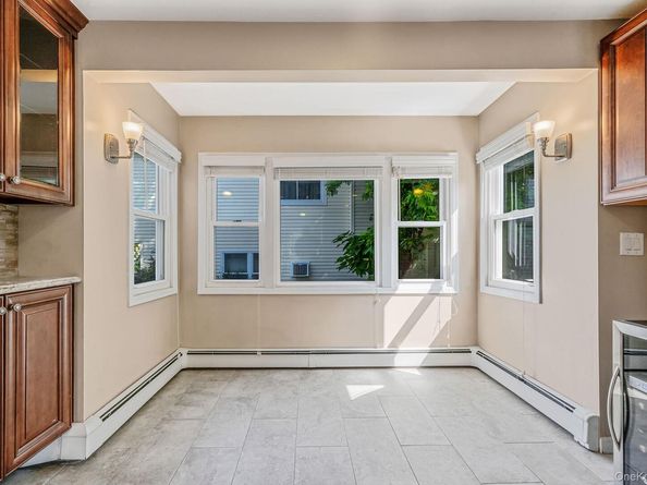 301 Center Bay Drive, West Islip NY 11795