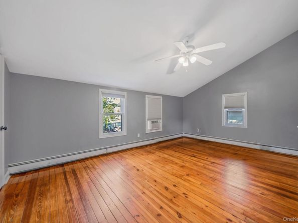 301 Center Bay Drive, West Islip NY 11795