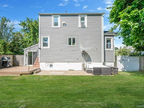 301 Center Bay Drive, West Islip NY 11795
