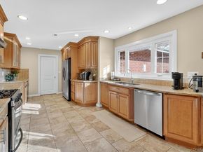 15 Lakeshore Drive, Eastchester NY 10709