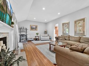 15 Lakeshore Drive, Eastchester NY 10709