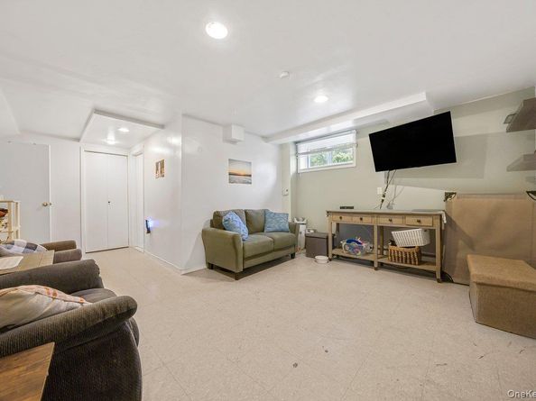 9 Wellyn Road, Bronxville NY 10708