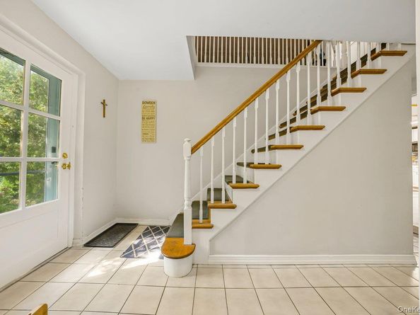 9 Wellyn Road, Bronxville NY 10708