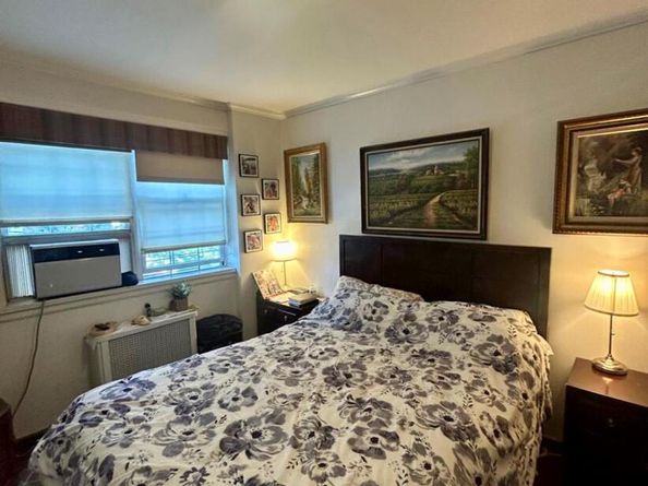14104 77th Avenue 75E, Flushing NY 11367