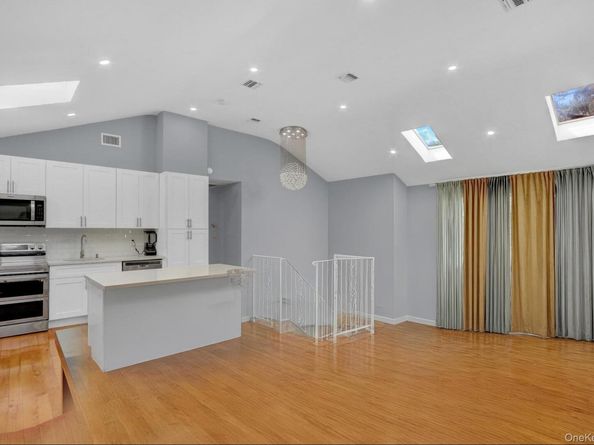 100 Erlanger Boulevard, North Babylon NY 11703