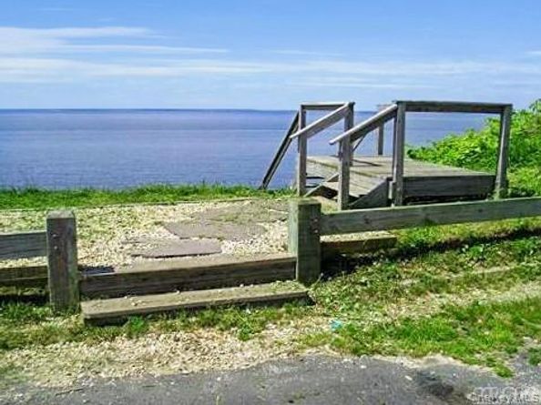 275 Sound Road, Greenport NY 11944