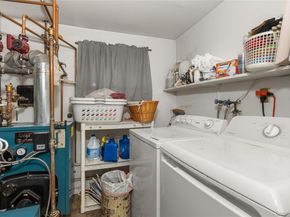 754 Halsey Place, Lindenhurst NY 11757