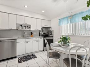 754 Halsey Place, Lindenhurst NY 11757