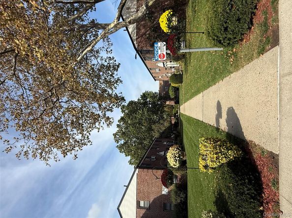 196-11 69th Avenue 2nd fl, Fresh Meadows NY 11365