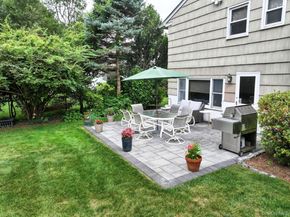 15 Iselin Drive, New Rochelle NY 10804