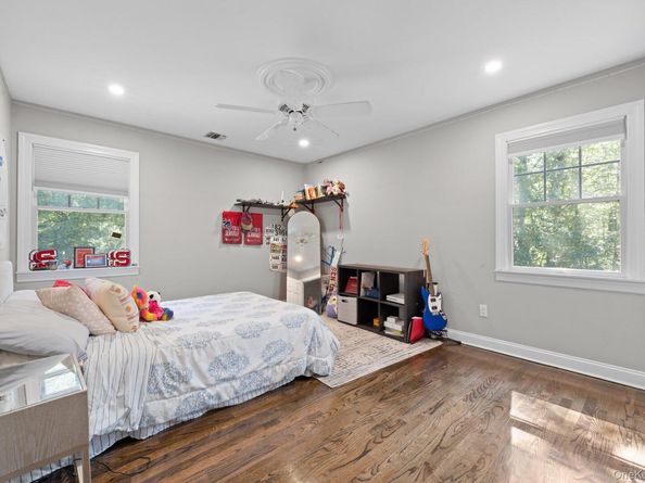 18 Watercrest Court, Head Of The Harbor NY 11780