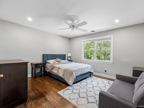 18 Watercrest Court, Head Of The Harbor NY 11780