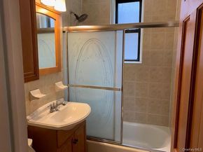 4333 48th Street 4A, Sunnyside NY 11104