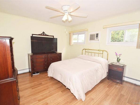 56 Greenbelt Lane, Levittown NY 11756