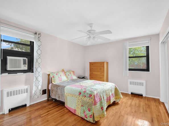 21-29 Utopia Parkway Upstairs, Whitestone NY 11357