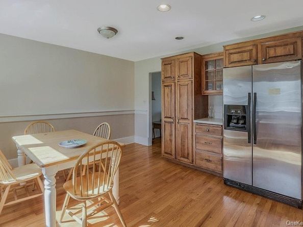 9 Hill Drive, Oyster Bay NY 11771