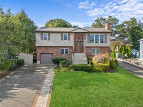 42 Schoolhouse Road, Old Bethpage NY 11804