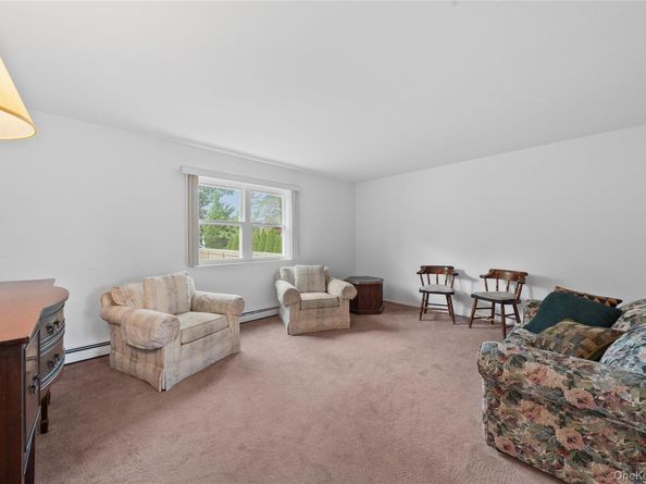 42 Schoolhouse Road, Old Bethpage NY 11804