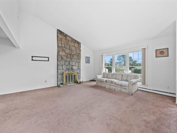 42 Schoolhouse Road, Old Bethpage NY 11804