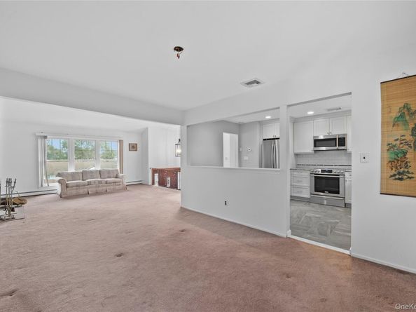 42 Schoolhouse Road, Old Bethpage NY 11804