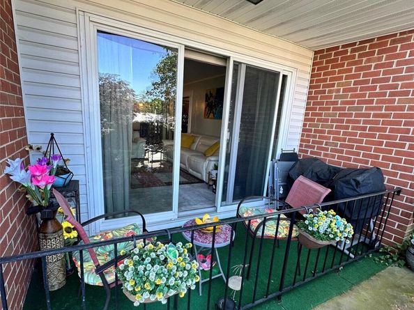 124 Santa Barbara Drive, Plainview NY 11803