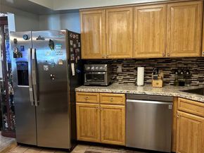 124 Santa Barbara Drive, Plainview NY 11803