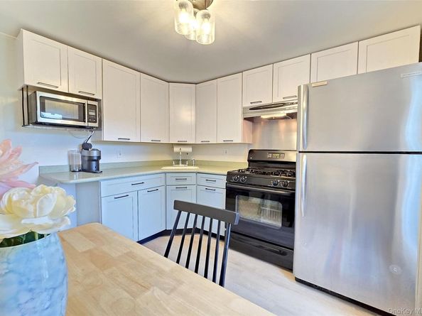 64 Park Drive, Rocky Point NY 11778