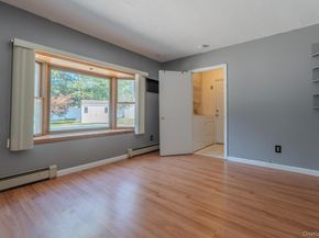 21 Mount Snow Lane, Coram NY 11727
