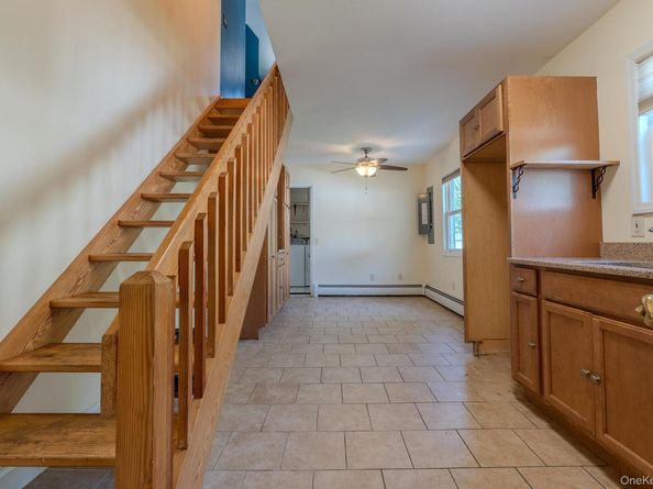 21 Mount Snow Lane, Coram NY 11727