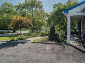21 Mount Snow Lane, Coram NY 11727