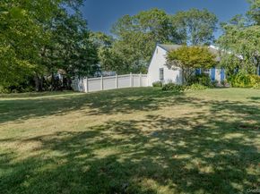 21 Mount Snow Lane, Coram NY 11727