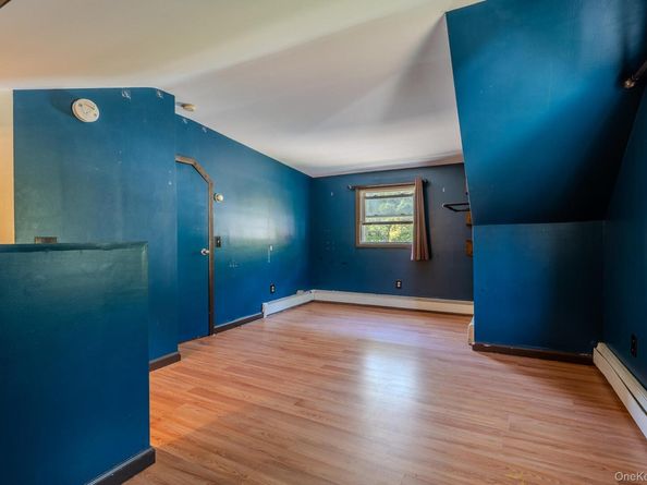 21 Mount Snow Lane, Coram NY 11727