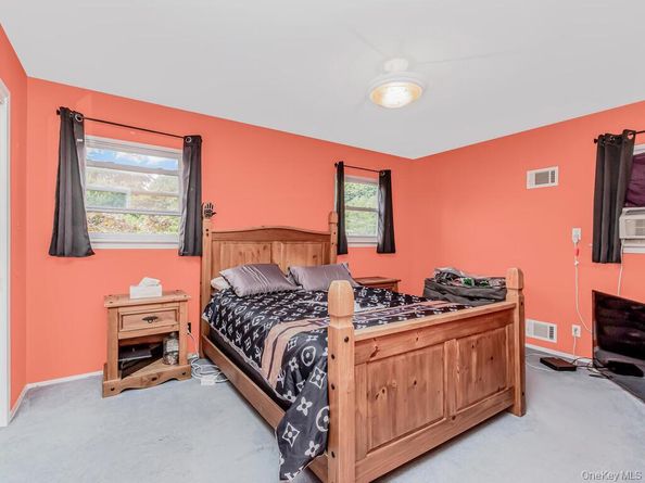 8 Gerri Lane, Yonkers NY 10703