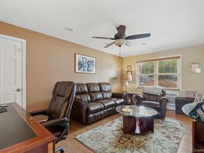 7 Mark Lane, Farmingville NY 11738