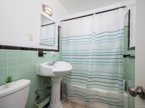 10 Bryant Crescent 2A, White Plains NY 10605