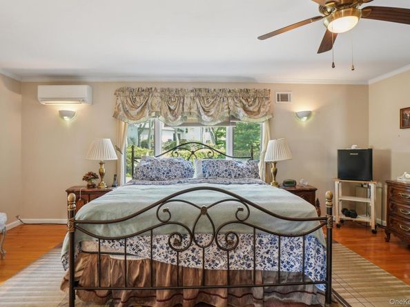 34 Kensington Oval, New Rochelle NY 10805