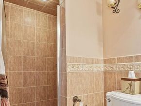 34 Kensington Oval, New Rochelle NY 10805