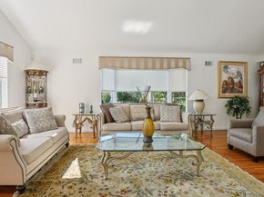 34 Kensington Oval, New Rochelle NY 10805