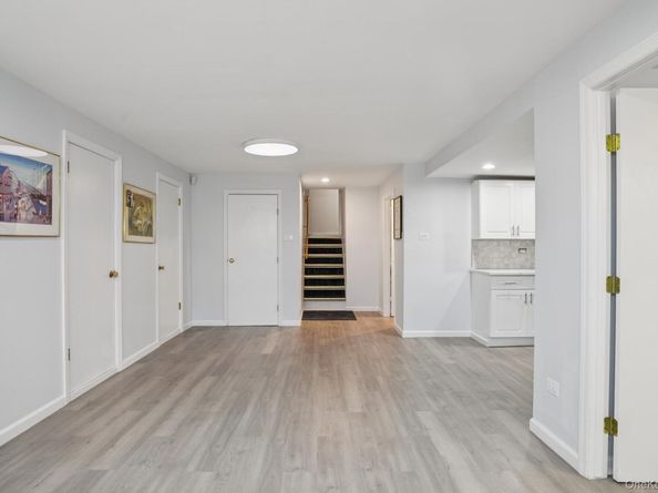 34 Kensington Oval, New Rochelle NY 10805