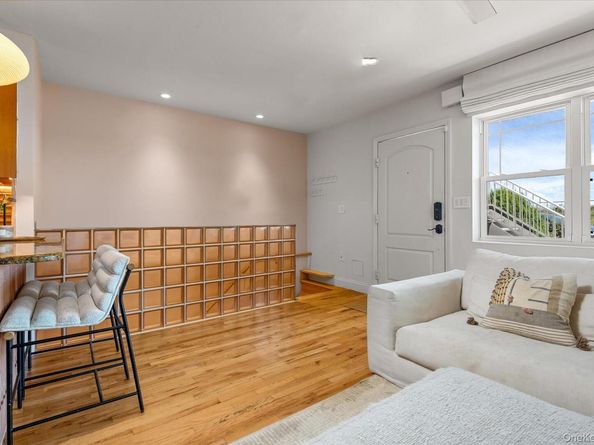 10012 Shore Front Parkway 18A, Rockaway Park NY 11694