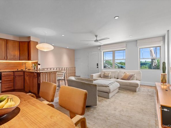 10012 Shore Front Parkway 18A, Rockaway Park NY 11694