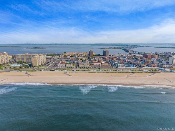 10012 Shore Front Parkway 18A, Rockaway Park NY 11694