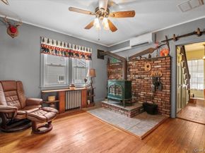 88 Coles Street, Glen Cove NY 11542