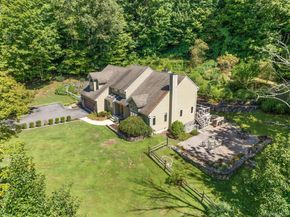 4 Seth Canyon Drive, Mount Kisco NY 10549