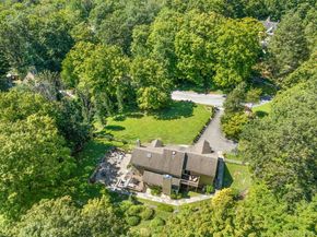 4 Seth Canyon Drive, Mount Kisco NY 10549