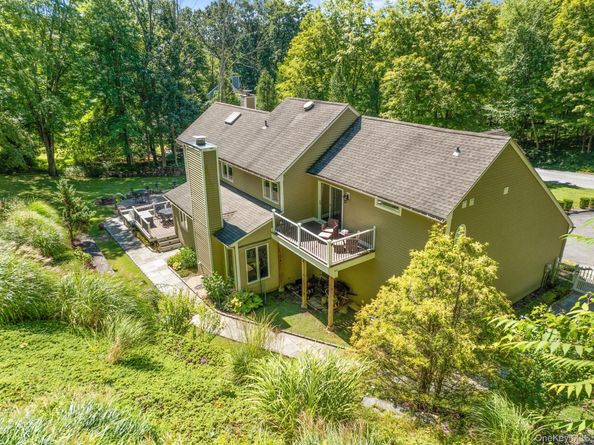 4 Seth Canyon Drive, Mount Kisco NY 10549