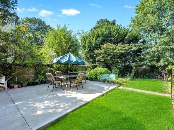 22 Terrace Place, Hicksville NY 11801