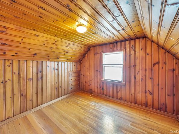 22 Terrace Place, Hicksville NY 11801